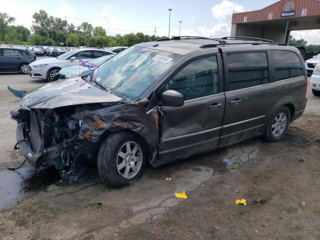  Salvage Chrysler Minivan