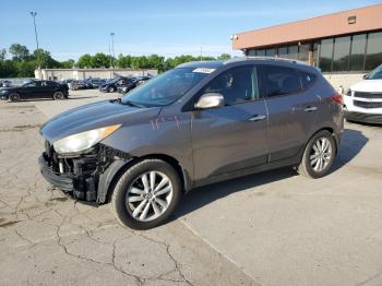  Salvage Hyundai TUCSON