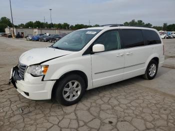  Salvage Chrysler Minivan