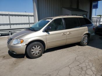  Salvage Chrysler Minivan