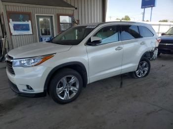  Salvage Toyota Highlander