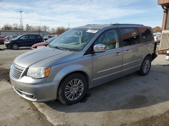  Salvage Chrysler Minivan