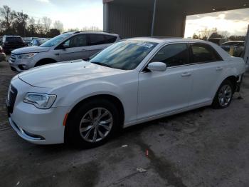  Salvage Chrysler 300