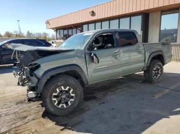  Salvage Toyota Tacoma