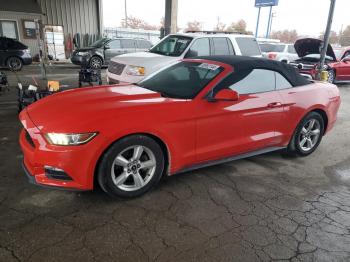  Salvage Ford Mustang