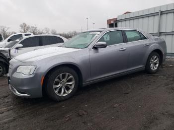  Salvage Chrysler 300