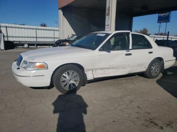  Salvage Ford Crown Vic