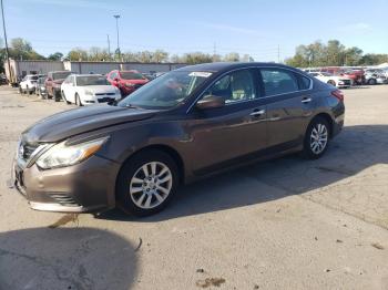  Salvage Nissan Altima