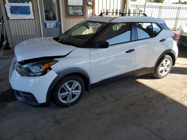  Salvage Nissan Kicks