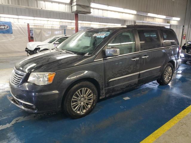  Salvage Chrysler Minivan