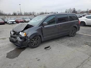  Salvage Dodge Caravan