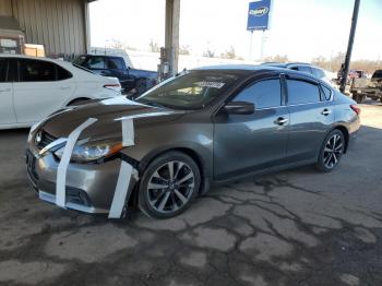  Salvage Nissan Altima