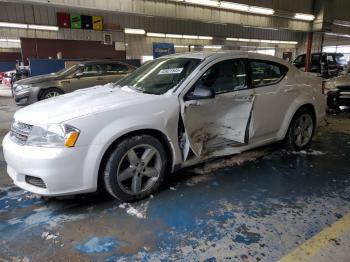  Salvage Dodge Avenger