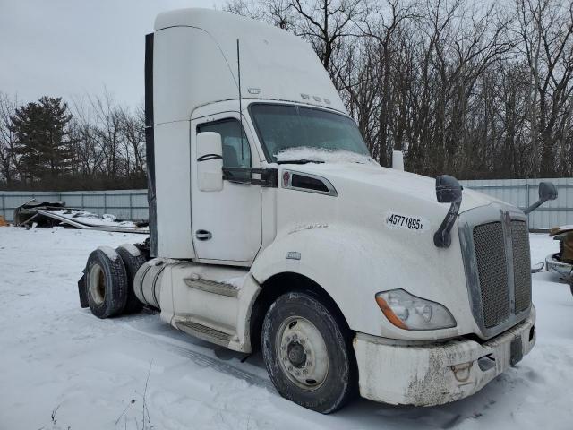  Salvage Kenworth Constructi