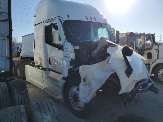  Salvage Freightliner Cascadia 1