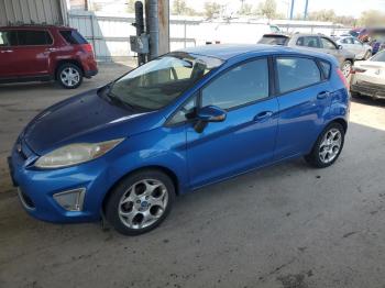  Salvage Ford Fiesta