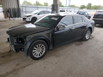  Salvage Chrysler 300