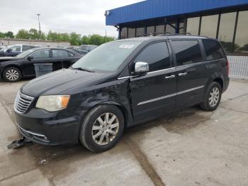  Salvage Chrysler Minivan