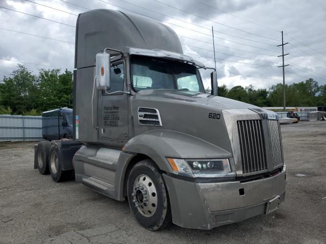  Salvage Western Star Auto Ca 5700 Xe