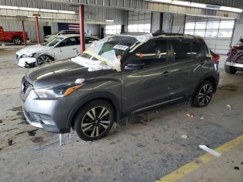  Salvage Nissan Kicks