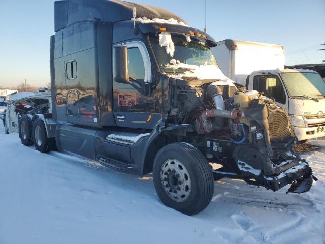  Salvage Peterbilt 579