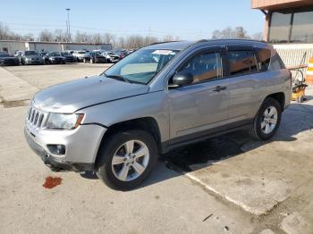  Salvage Jeep Compass