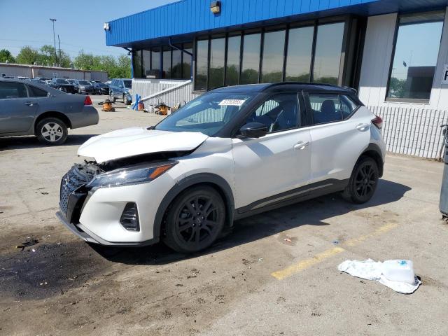  Salvage Nissan Kicks