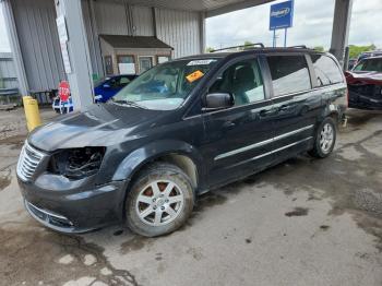  Salvage Chrysler Minivan
