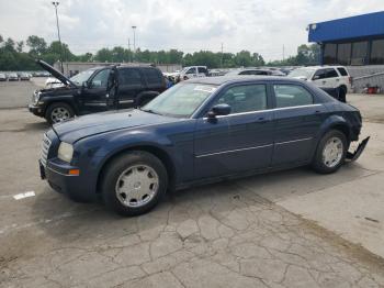  Salvage Chrysler 300