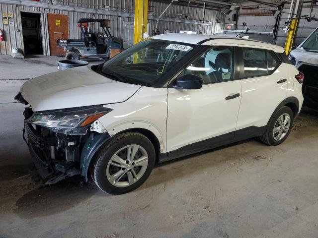  Salvage Nissan Kicks