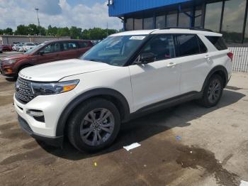  Salvage Ford Explorer