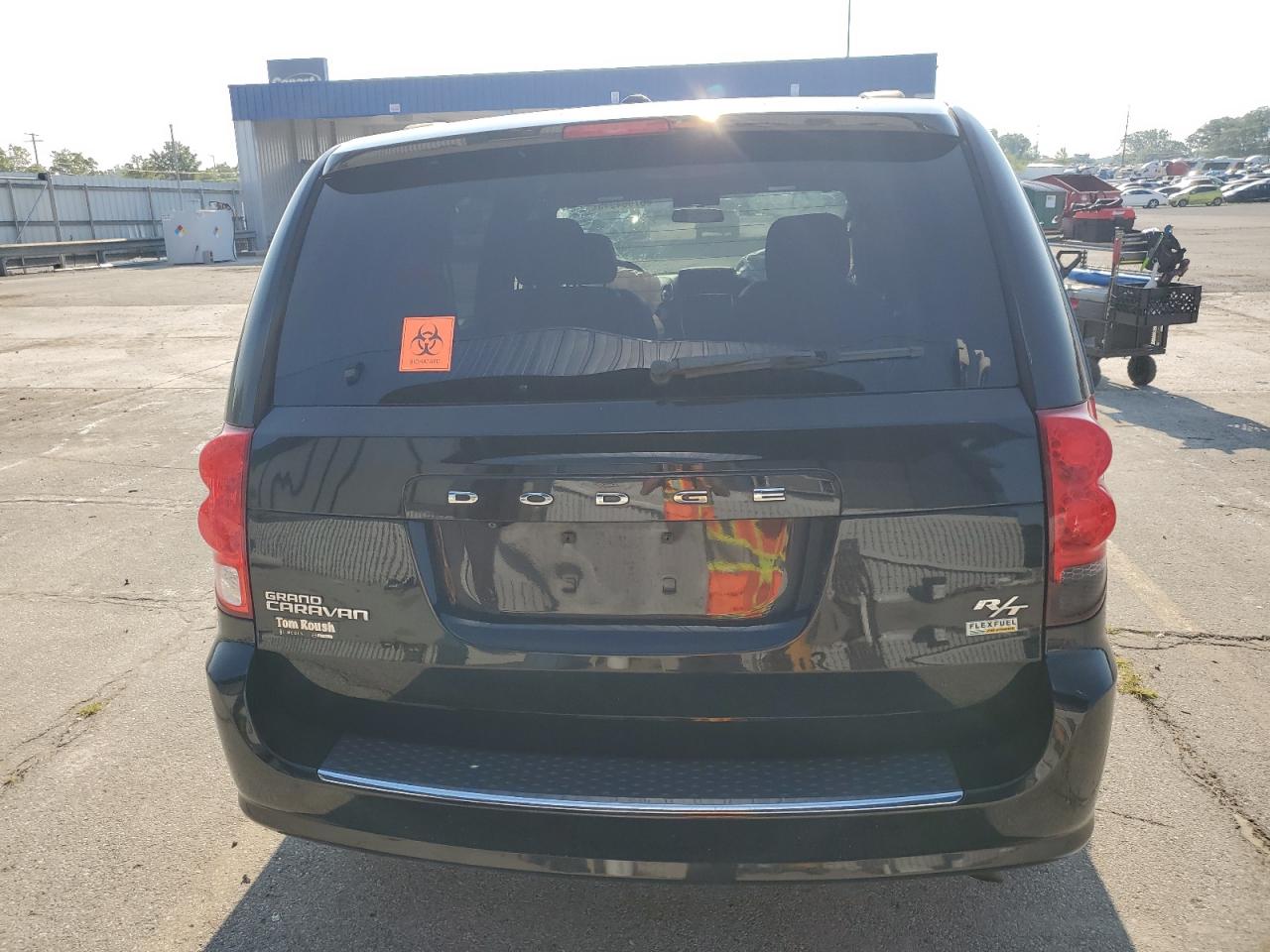 Dodge Caravan R/t Image 7