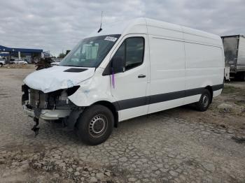  Salvage Mercedes-Benz Sprinter