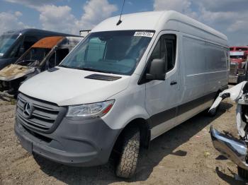  Salvage Mercedes-Benz Sprinter