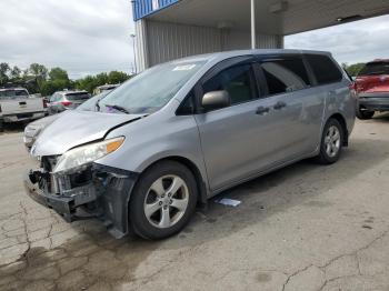  Salvage Toyota Sienna