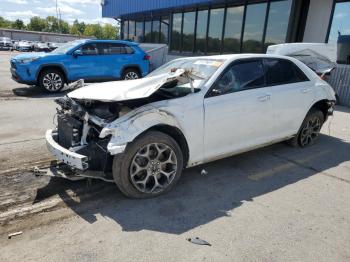  Salvage Chrysler 300