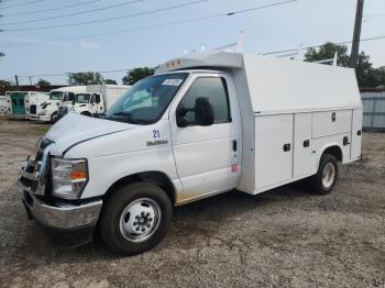  Salvage Ford Econoline
