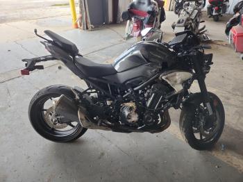  Salvage Kawasaki Zr900 S