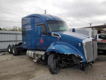  Salvage Kenworth T680