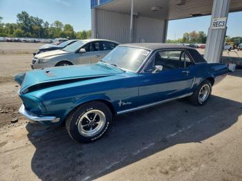  Salvage Ford Mustang