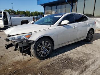  Salvage Kia Cadenza