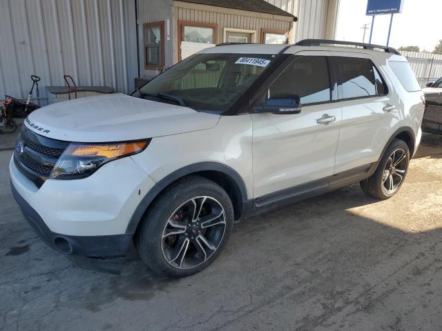  Salvage Ford Explorer