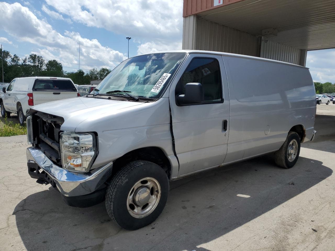 Ford Econoline E150 Van Image 1