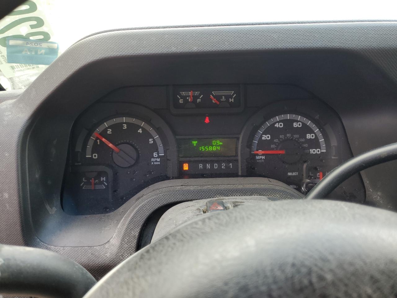 Ford Econoline E150 Van Image 12