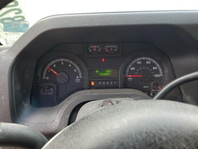 Ford Econoline E150 Van Image 12