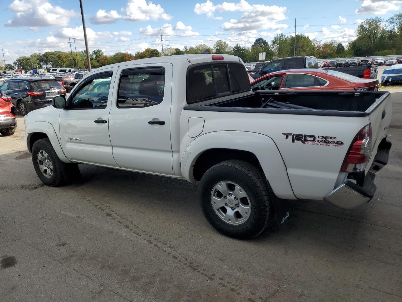 Toyota Tacoma Double Cab Image 2