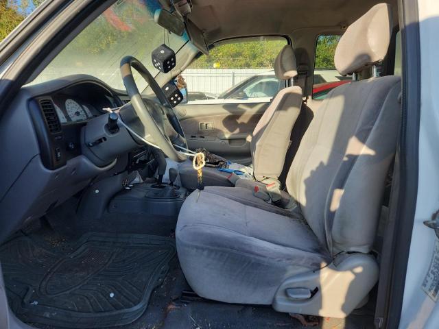 Toyota Tacoma Xtracab Image 8