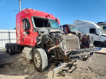  Salvage Freightliner Cascadia