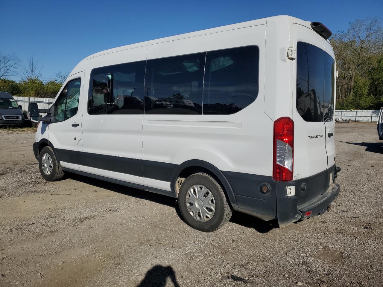 Ford Transit T-350 Image 2