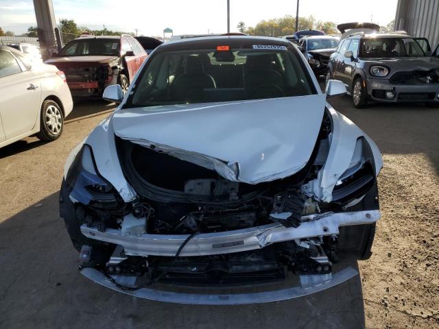 Tesla Model 3 Image 8